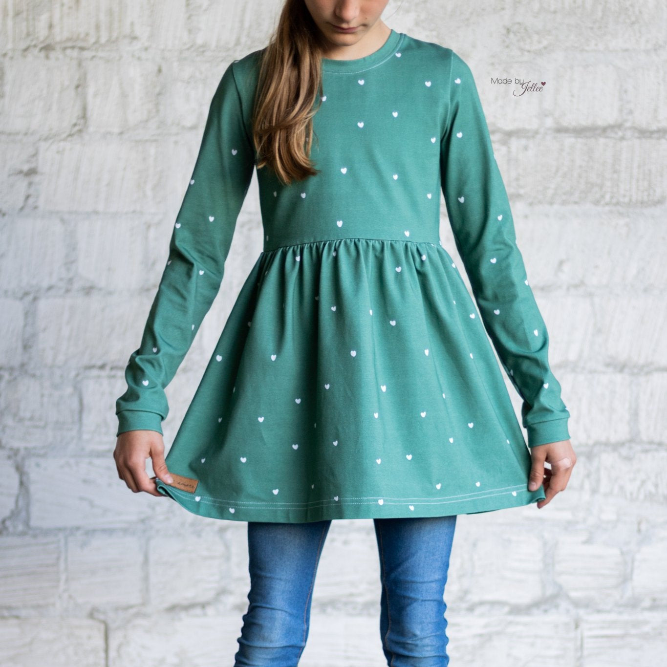 Marie-Louise avec taille de manches 86 - 158