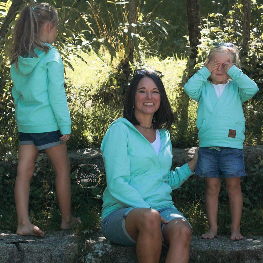 Sweat à capuche look partenaire taille confortable 104 - 164 et taille 32 - 52