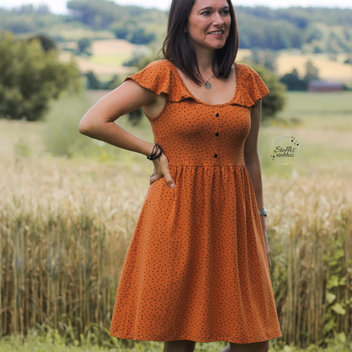 Taille de la chemise et de la robe Kathrin 30 - 46