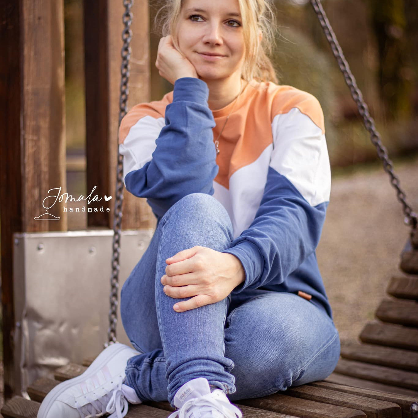 Sweater Neira Gr. 32 - 52