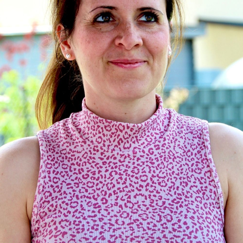 Sewing pattern Top Ribly EU 32 - 52 / US 0 - 20