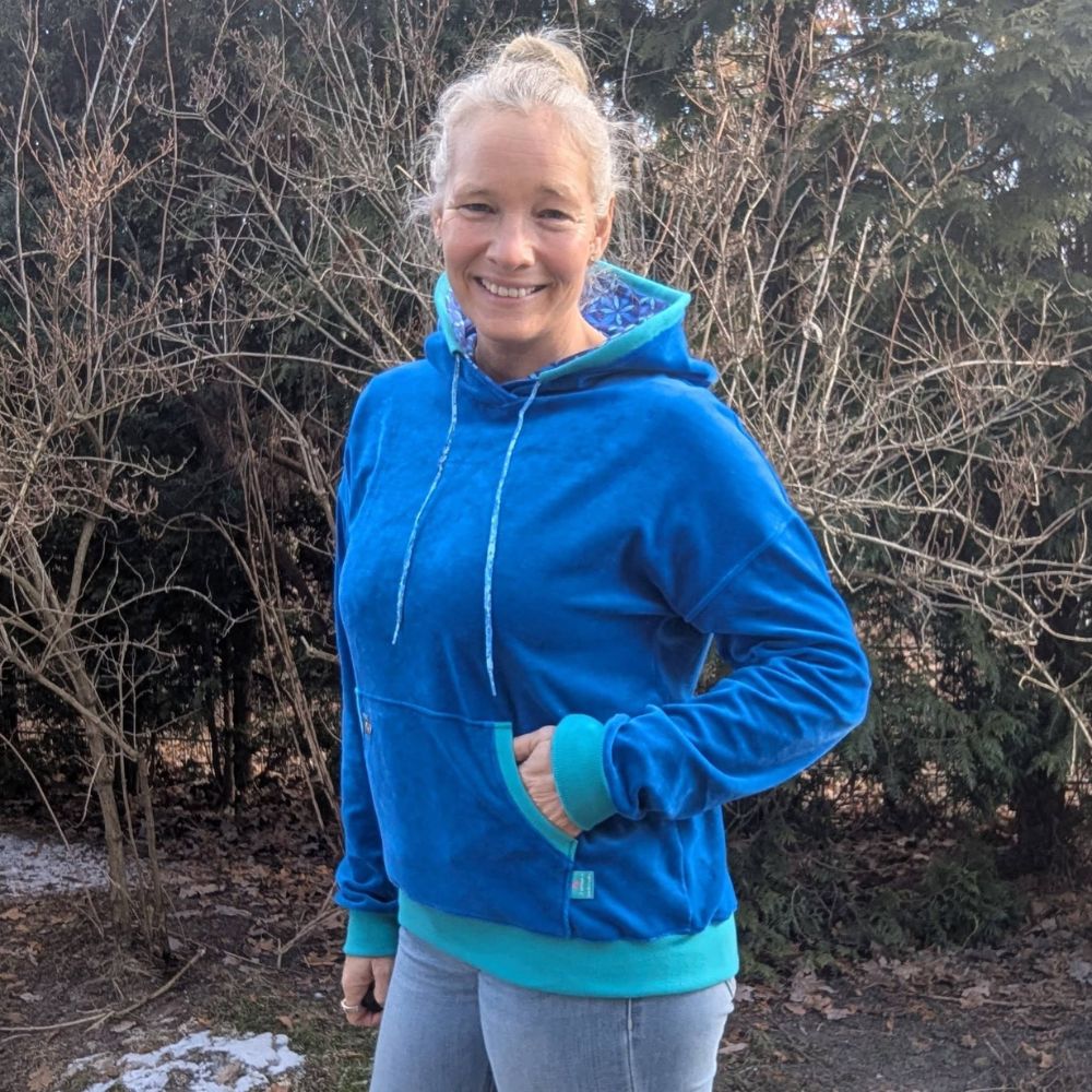 Schnittmuster Hoodie und Kleid Wiisshornblick Gr. 32 - 52