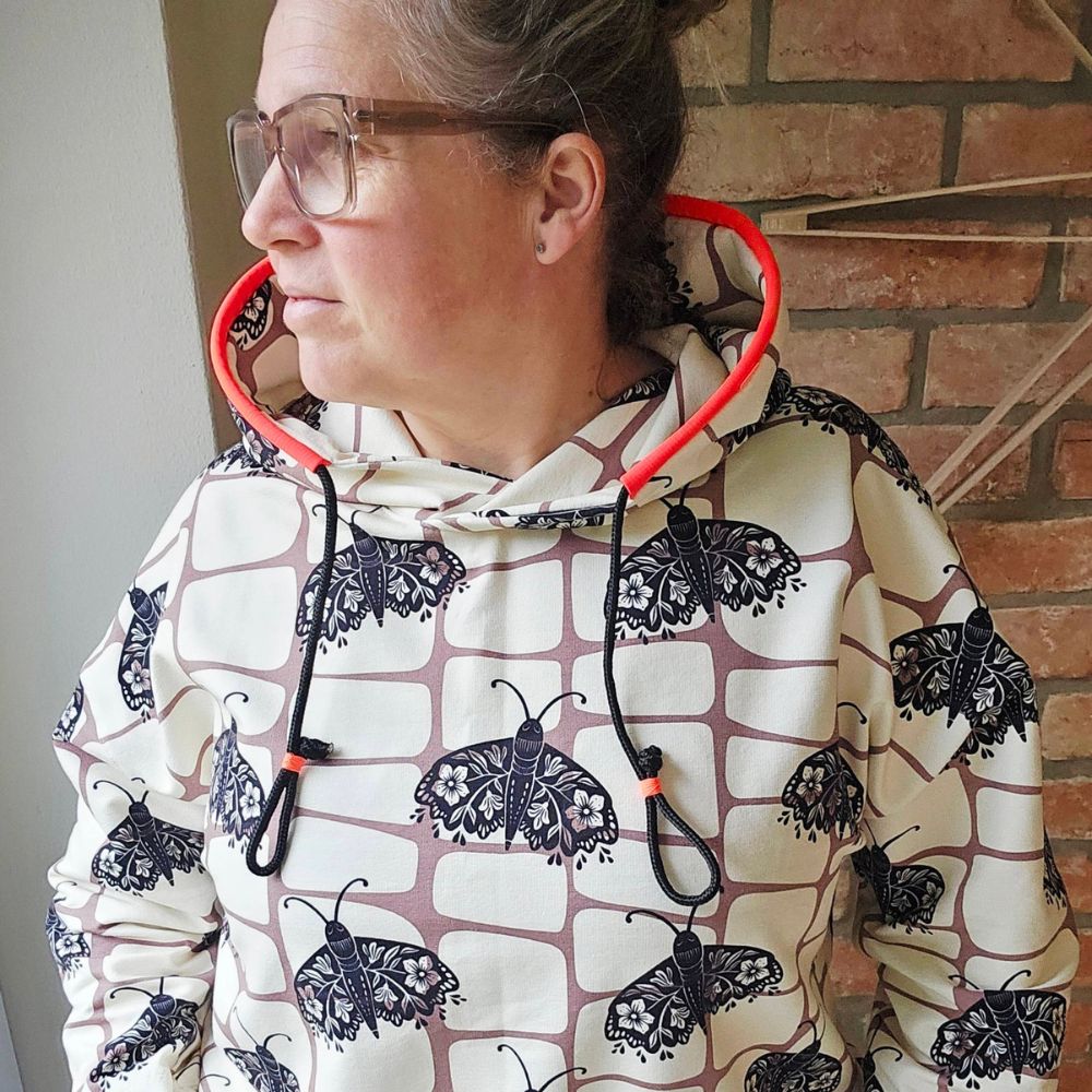 Schnittmuster Hoodie und Kleid Wiisshornblick Gr. 32 - 52
